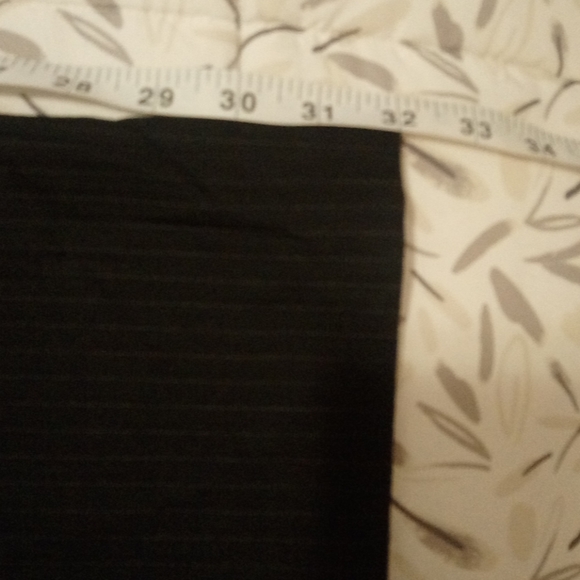 Dkny striped men's suit. - Picture 7 of 8